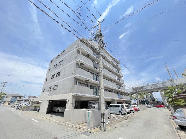 アーサー大橋南エクシオの外観