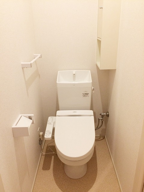 リサヤニシルのトイレ