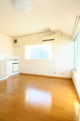 【洋室】 | コンフォートウインド | 別部屋写真です