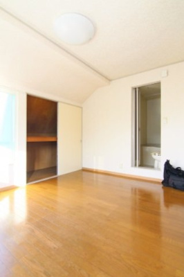 【洋室】 | コンフォートウインド | 別部屋写真です