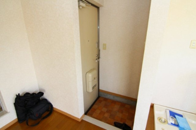 【玄関】 | コンフォートウインド | 別部屋写真です