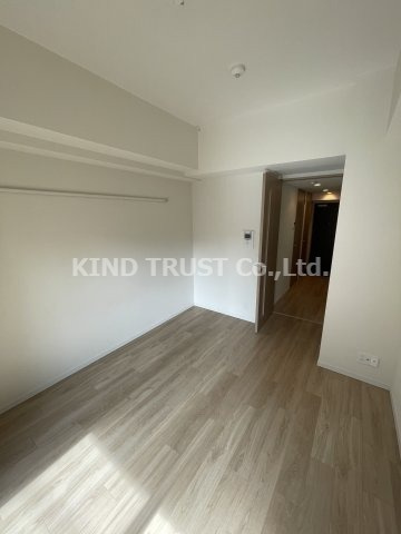 プレサンス天神橋ラ・デュアルの居間・リビング|ゆったり過ごせる居間です