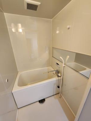 コーポラス花園の浴室