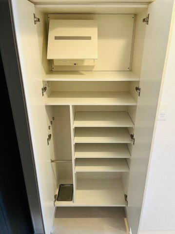 仲介手数料0円！！エスリード大須観音プリモの収納