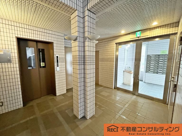 クラージュ東灘のエントランス|眺望良好