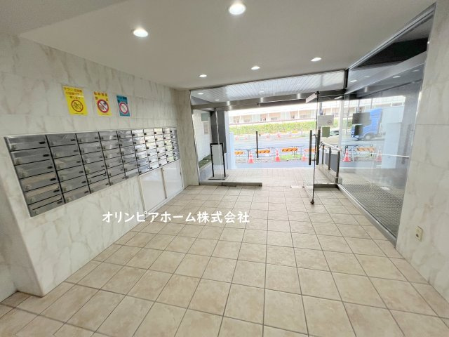 １０００万円値下げ　トーア南砂マンション　8階　91.26㎡　角部屋のエントランス