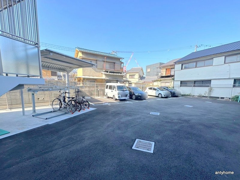 エスリード大阪ザ・ルクス 仲介手数料無料の駐車場