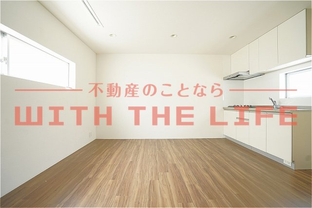 GARAGE HOUSE La Dice【キャッシュバック対象】の内装|明るい室内です