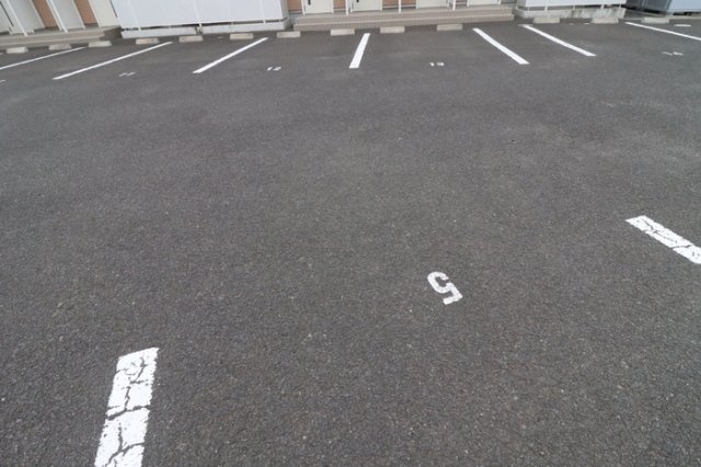メゾンド・ノワールⅡの駐車場|駐車場