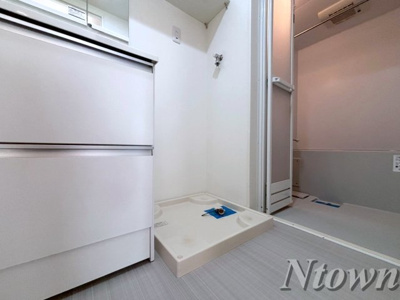 【設備】 | グレイスサコウ | 洗濯機置き場です