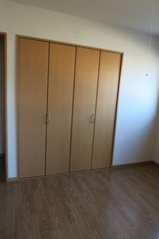 エテルナ鴨島の収納