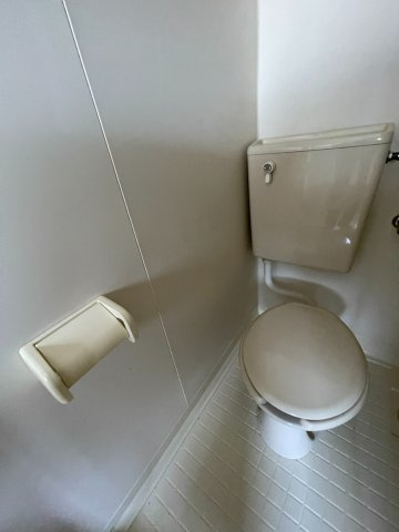 市村マンションのトイレ