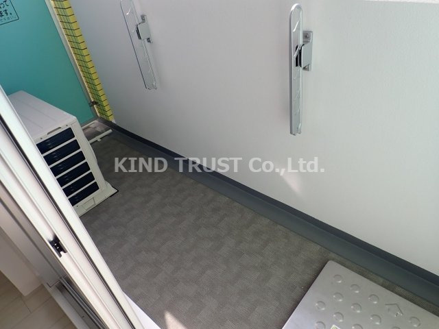 コンフォート滝川公園のバルコニー|お洗濯にも便利なバルコニー付き