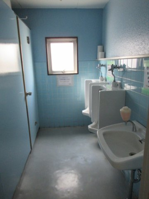 【トイレ】 | 荒井ビル | トイレは各階のテナント共用です。