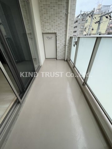 天満橋ケルスコートのバルコニー