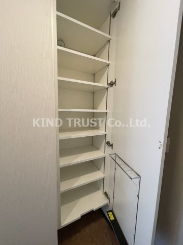 天満橋ケルスコートの収納