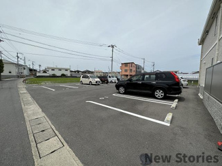 【駐車場】 | ユニバーサルテラスY | 駐車場です