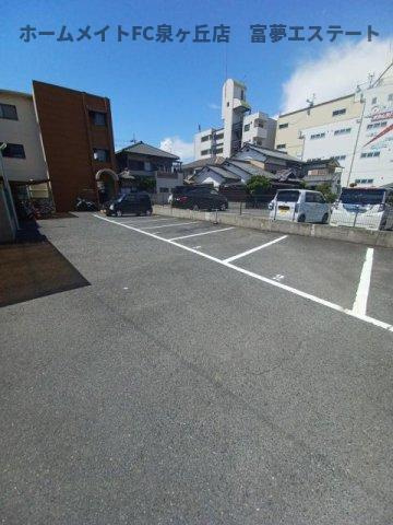コーポ北野の駐車場