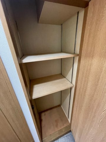 仲介手数料0円！！レージュ　ウエストの収納