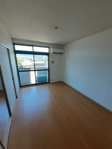 コーポ福の居間・リビング