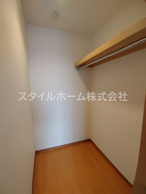 【収納】 | ルネスグランドールⅠ | 大きなスペースがあり、収納には困りません