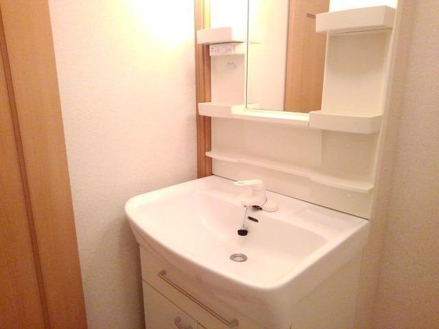 サンライト・キュートの独立洗面台|洗面所