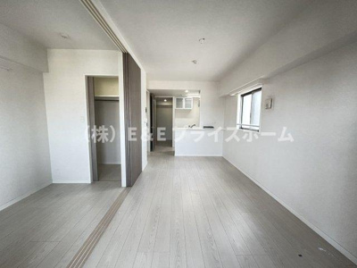 【居間・リビング】 | ネストピア博多駅前Ⅲ　プライスホームなら仲介手数料０円！