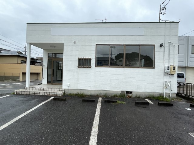 豊明市西川町店舗の外観