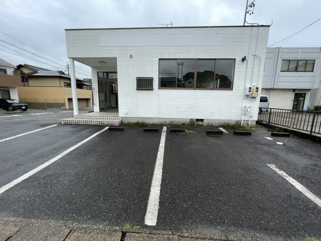 豊明市西川町店舗の外観