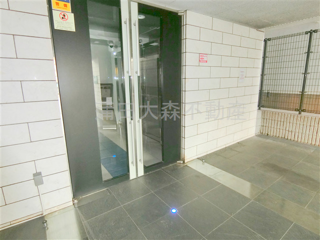 Verona空港西Lussoの外観