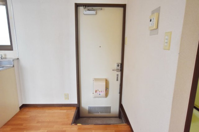 【玄関】 | グランデュール福山Ａ