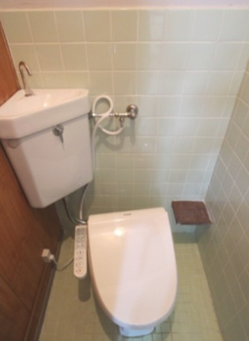 魚宗ビルのトイレ|清潔感のあるトイレです