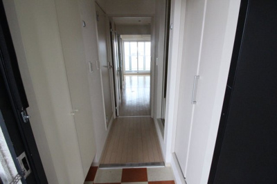 【玄関】 | クレイドル西田辺 | シューズボックス付きの玄関です