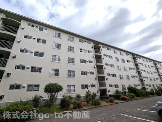 【外観】 | 来訪者の確認ができるモニター付インターホン有り♪