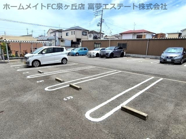 【駐車場】 | YF宮山台ガーデン | 防犯カメラ付き