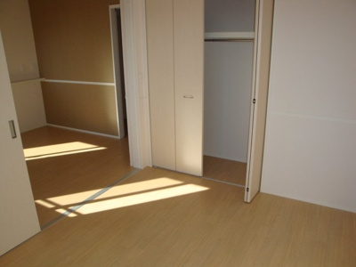 【内装】 | サンハイム | 洋室