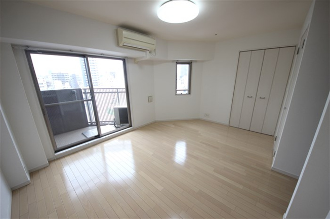 【洋室】 | S-RESIDENCE　Hommachi Marks