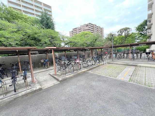 東陽町公園ハイツ壱番館　９階　69.59㎡　リ　ノベーションの駐輪場