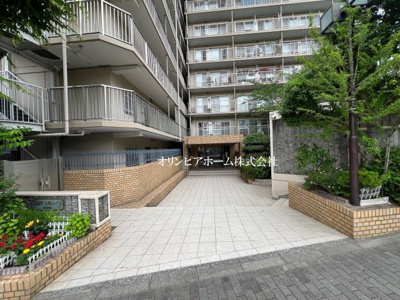 【エントランス】 | 東陽町公園ハイツ壱番館　3階　69.59㎡　リ　ノベーション済