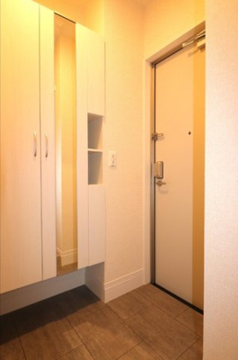 【玄関】 | ロイヤルクレセント