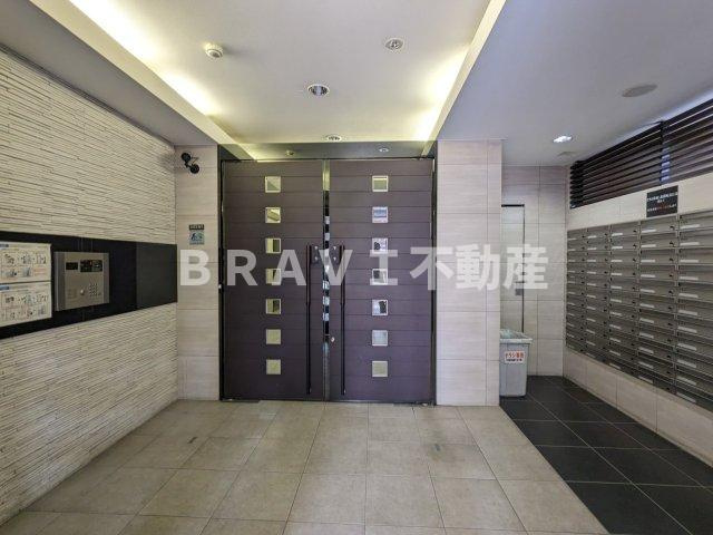 アーバネックス谷町　BRAVI不動産のロビー