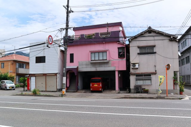 賀谷貸店舗・事務所（名田）の外観