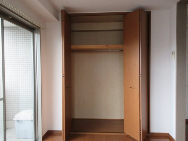 アルファイーストの収納|別部屋同タイプ