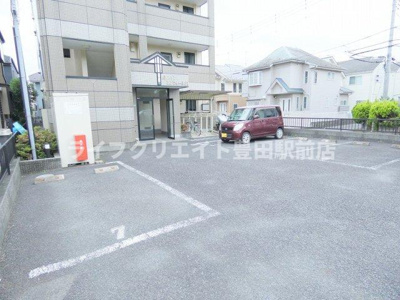 【駐車場】 | メゾンコンフォール21
