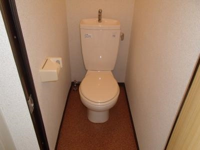 第一マンションのトイレ