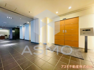 【エントランス】 | クロスレジデンス大阪新町