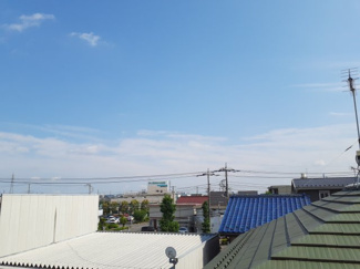 【展望】 | バルコニーからは青空が望めます。