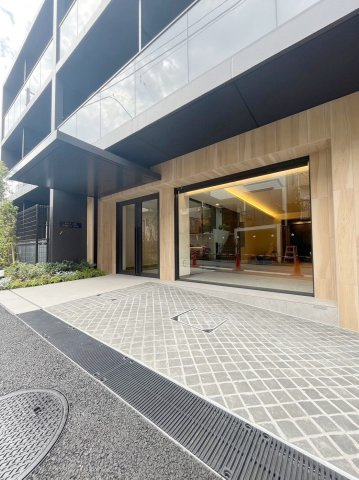 「防音マンション」パークアクシス板橋MUSEのエントランス|建物の内部です