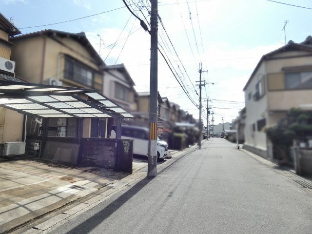 【売土地】京都市南区久世上久世町（桂川駅）建築条件無しの前面道路含む現地写真|前面道路：約6ｍ