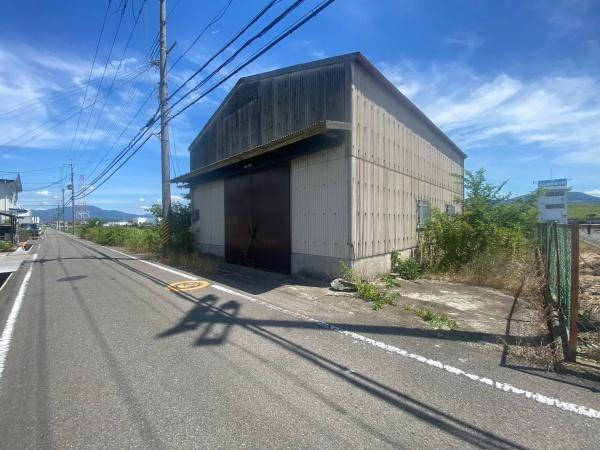 岩出市中島　土地の前面道路含む現地写真
